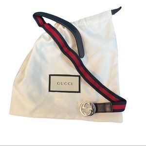 Gucci belt with dust bag